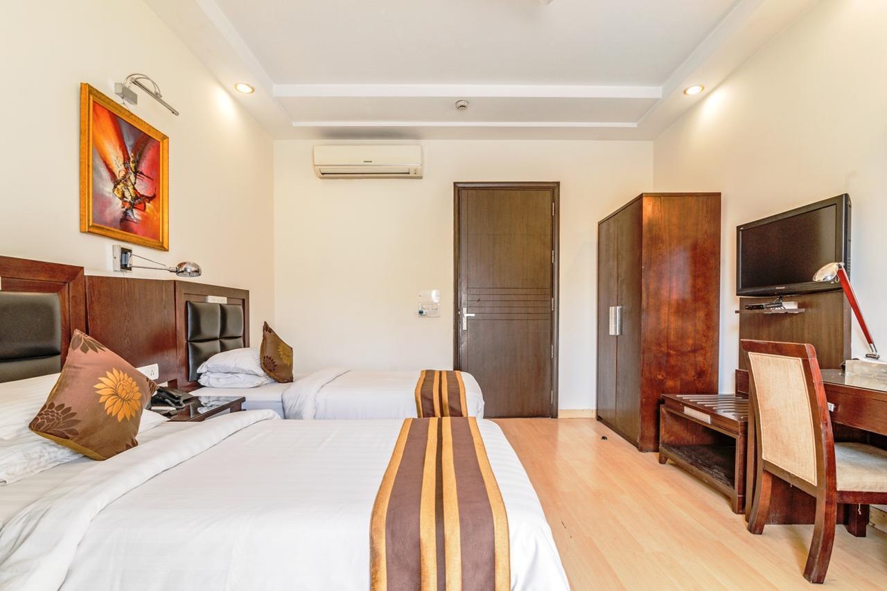 Royal Residence Mg Road Gurgaon Exterior photo